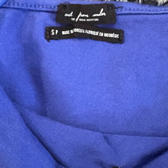 Urban Outfitters Striped and Solid Crop Tops Set - Picture 9 of 9